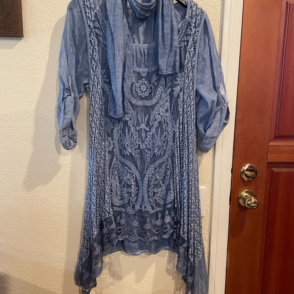Blue Embroidered Tunic with Scarf